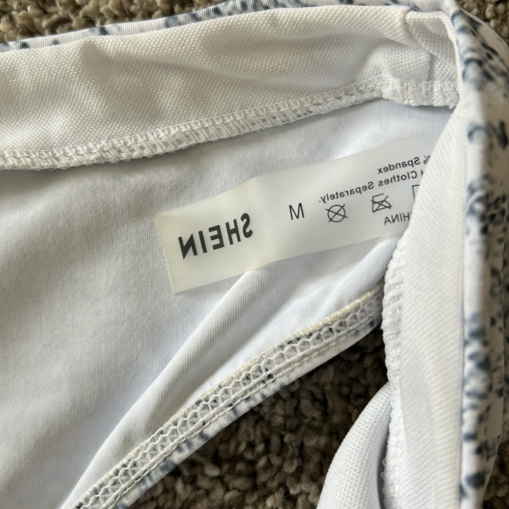 Shein Suit - Picture 3 of 4
